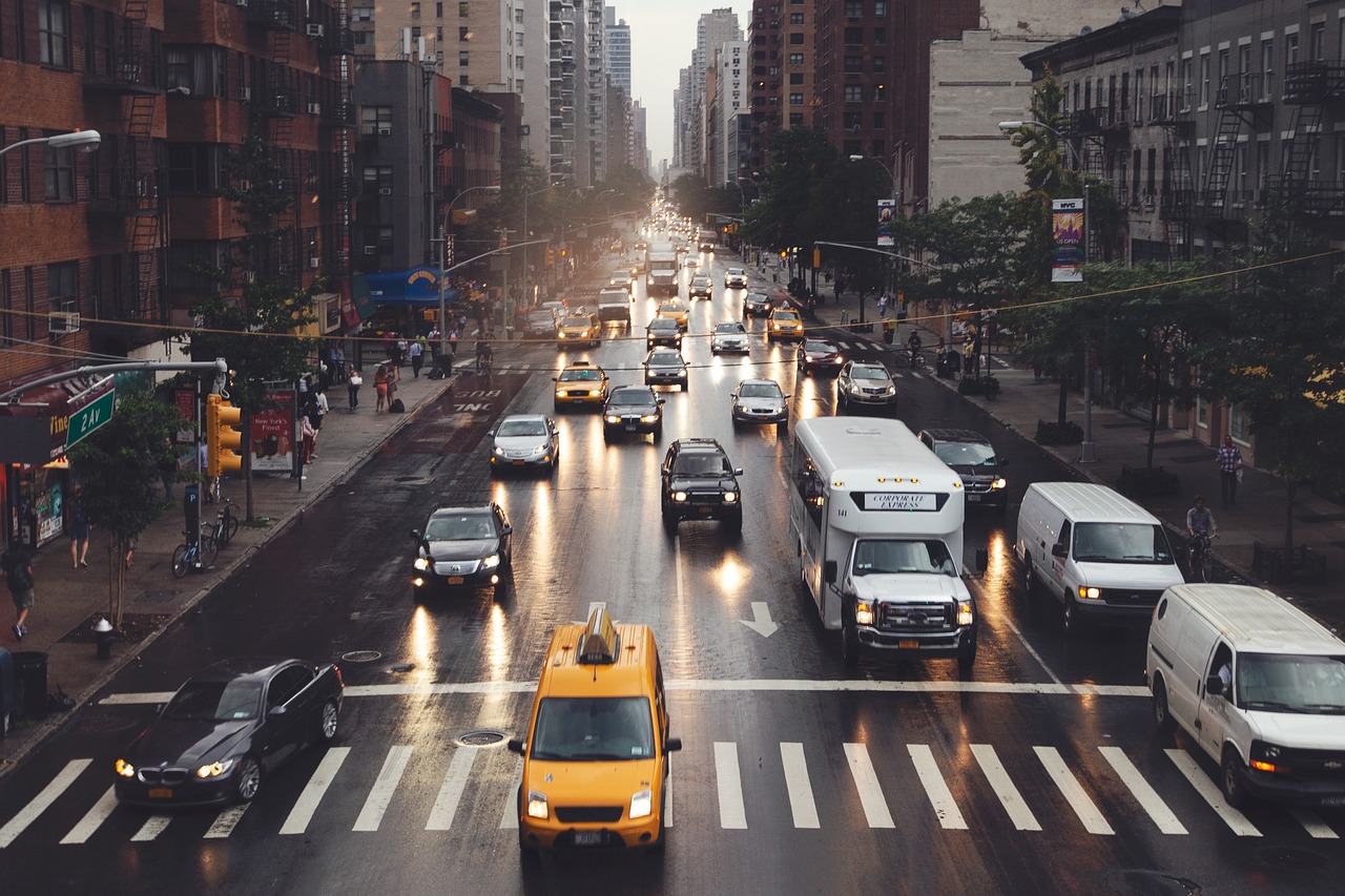 Exploratory Data Analysis on Cars data